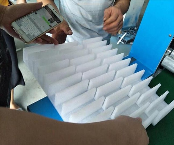 开槽机工作图片