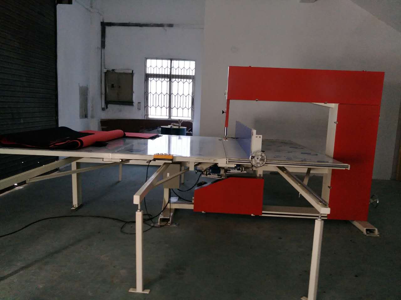 珍珠棉竖切机