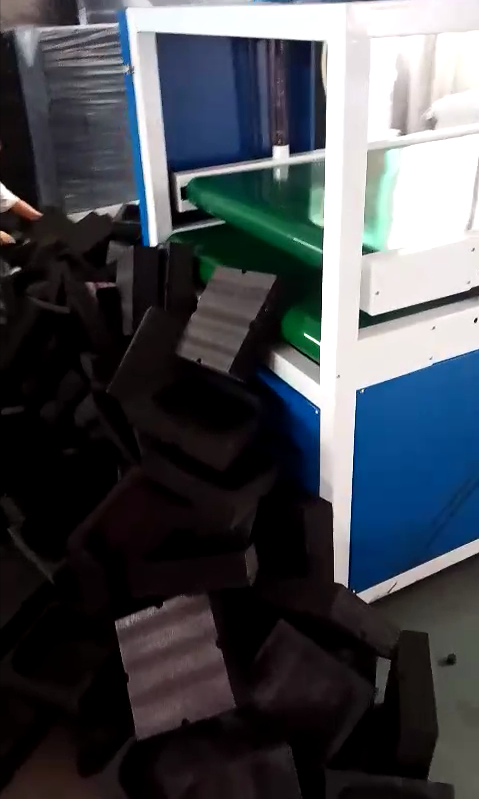 珍珠棉压棉机